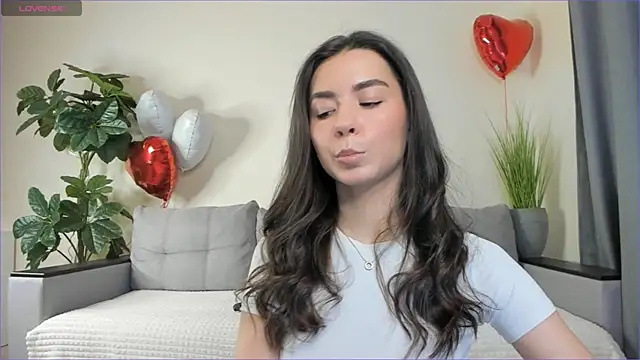 NicoleLuv online show from 03-09-25, 01:04