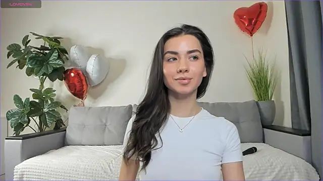 NicoleLuv online show from 03-10-25, 07:18