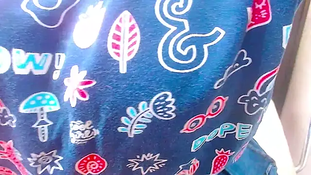 Snapshot of sexy_lady_0 chatting on 12-11-24, 09:45 sexy lady 0 online show from 12-11-24, 09:45