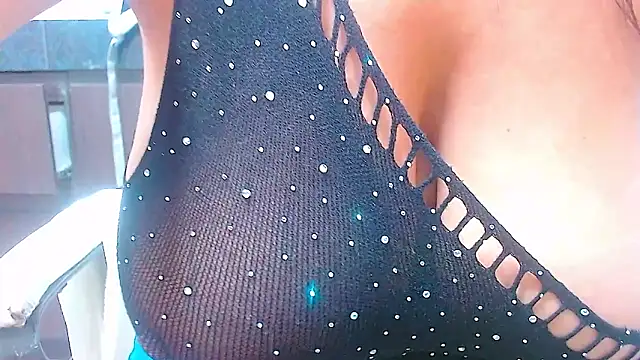 Snapshot of sexy_lady_0 chatting on 12-12-24, 12:48 sexy lady 0 online show from 12-12-24, 12:48