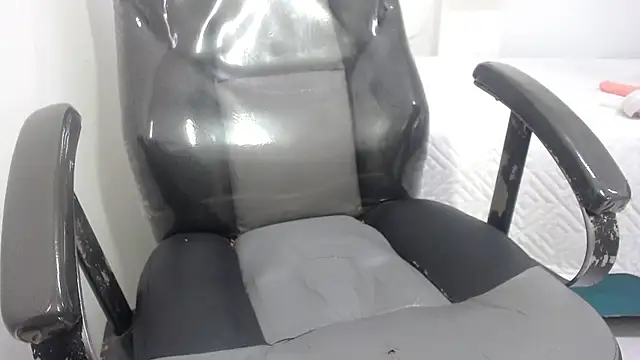 Snapshot of sexy_lady_0 chatting on 02-20-25, 08:25 sexy lady 0 online show from 02-20-25, 08:25