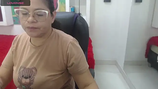 Snapshot of sexy_lady_0 chatting on 10-08-25, 11:08 sexy lady 0 online show from 10-08-25, 11:08