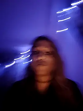 Snapshot of MmmMonikaBabie chatting on 09-08-25, 06:51 MmmMonikaBabie online show from 09-08-25, 06:51