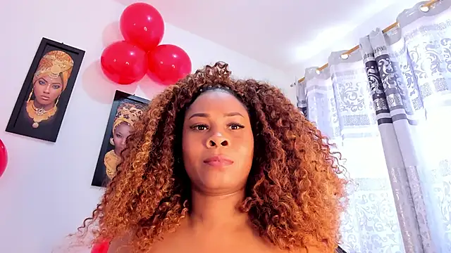 Snapshot of NatashaBenetti chatting on 02-26-25, 12:58 NatashaBenetti online show from 02-26-25, 12:58