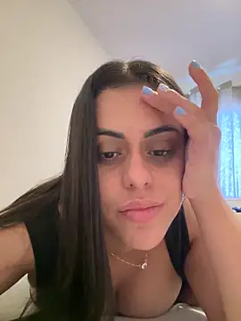 Snapshot of amorinha99 chatting on 05-19-26, 12:33 amorinha99 online show from 05-19-26, 12:33