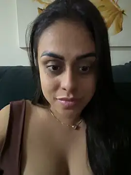 Snapshot of amorinha99 chatting on 05-21-26, 01:23 amorinha99 online show from 05-21-26, 01:23