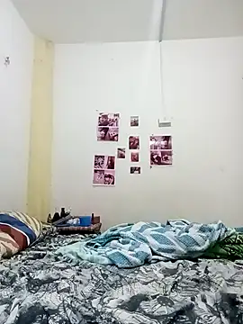 safira hot online show from 10-15-25, 08:09