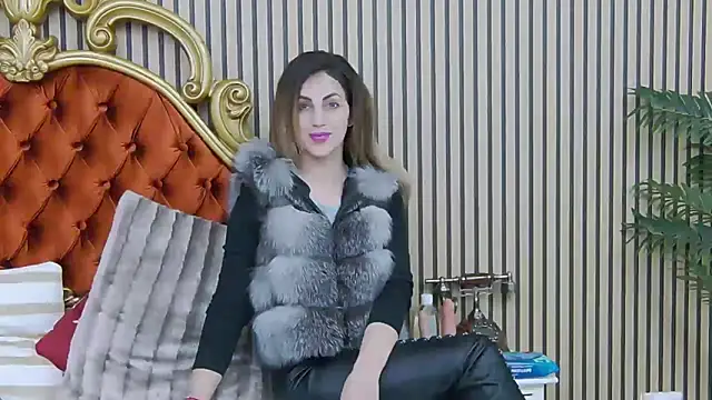 EmaSkyes online show from 03-08-25, 10:32