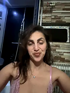 EmaSkyes online show from 10-19-25, 05:57