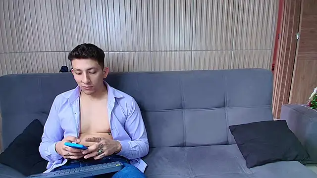 Maykol Victoriasr online show from 12-20-24, 05:08