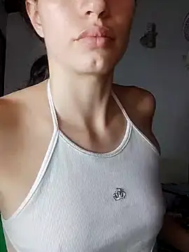 aurelialux online show from 02-05-25, 07:53