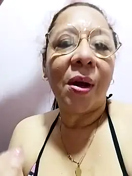 MATTHEW MRANDA online show from 11-10-25, 01:32