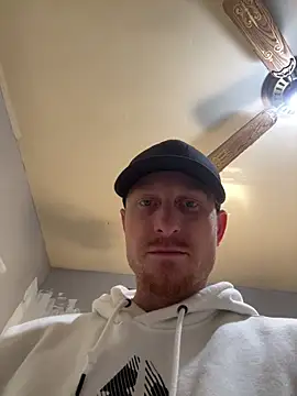 bigred0808 online show from 02-08-26, 09:07