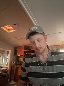 bigred0808 online show from 04-05-26, 09:12