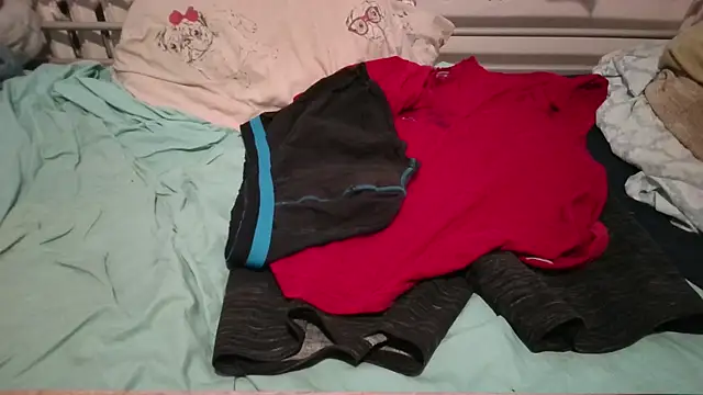 Snapshot of krissraw chatting on 01-16-25, 10:44 krissraw online show from 01-16-25, 10:44