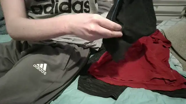 Snapshot of krissraw chatting on 02-10-25, 11:55 krissraw online show from 02-10-25, 11:55