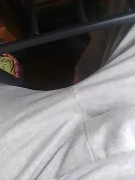 krissraw online show from 12-18-25, 10:43