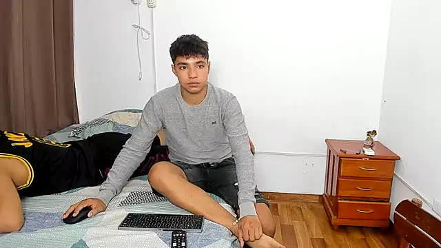 Snapshot of jonmaykolrose chatting on 02-04-25, 04:48 jonmaykolrose online show from 02-04-25, 04:48