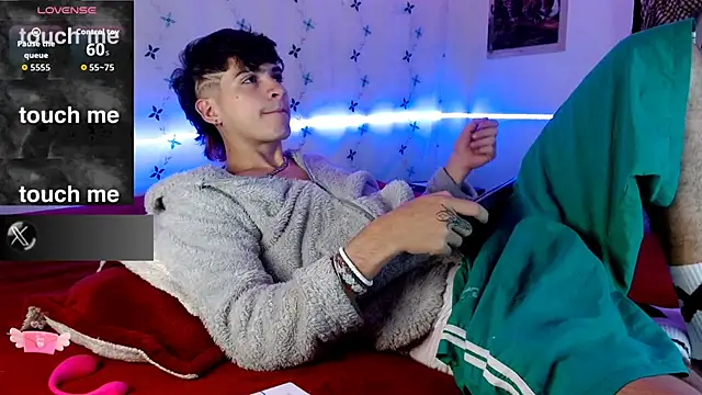 Snapshot of jeanfarelo chatting on 09-14-25, 07:29 jeanfarelo online show from 09-14-25, 07:29