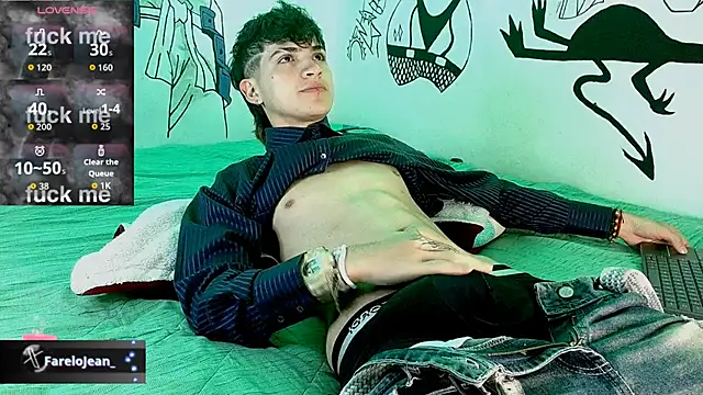 Snapshot of jeanfarelo chatting on 10-24-25, 11:34 jeanfarelo online show from 10-24-25, 11:34