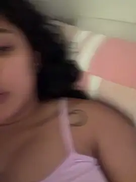 Snapshot of pawmistry chatting on 02-21-25, 04:05 pawmistry online show from 02-21-25, 04:05