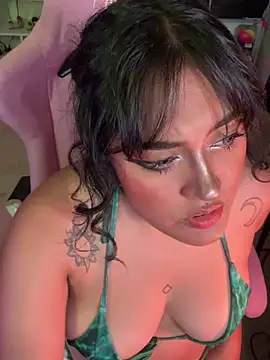 Snapshot of pawmistry chatting on 02-23-25, 01:13 pawmistry online show from 02-23-25, 01:13