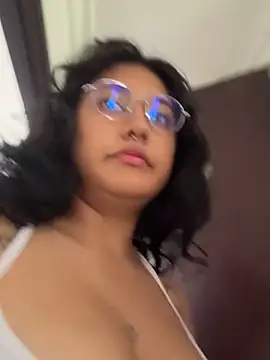 Snapshot of pawmistry chatting on 03-18-25, 04:48 pawmistry online show from 03-18-25, 04:48