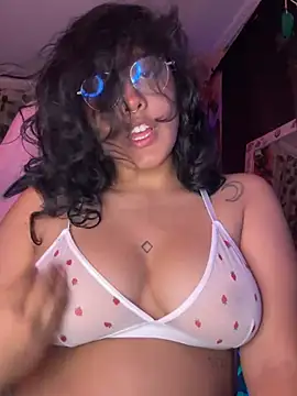 Snapshot of pawmistry chatting on 03-21-25, 01:13 pawmistry online show from 03-21-25, 01:13