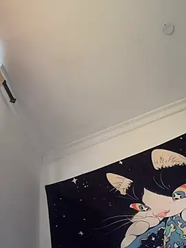 Snapshot of pawmistry chatting on 03-21-25, 10:17 pawmistry online show from 03-21-25, 10:17