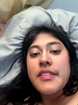 Snapshot of pawmistry chatting on 09-10-25, 07:47 pawmistry online show from 09-10-25, 07:47