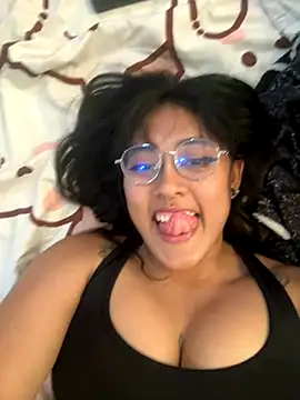 Snapshot of pawmistry chatting on 09-12-25, 07:47 pawmistry online show from 09-12-25, 07:47