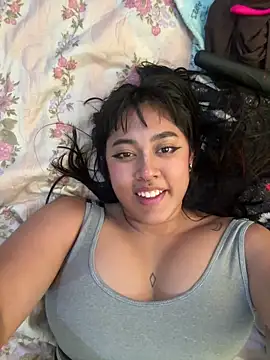 Snapshot of pawmistry chatting on 10-09-25, 08:07 pawmistry online show from 10-09-25, 08:07