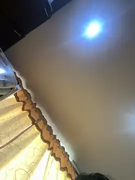 Snapshot of pawmistry chatting on 10-10-25, 07:57 pawmistry online show from 10-10-25, 07:57