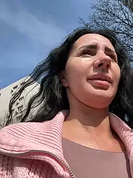 Snapshot of AnaRhodes chatting on 03-22-25, 12:35 AnaRhodes online show from 03-22-25, 12:35