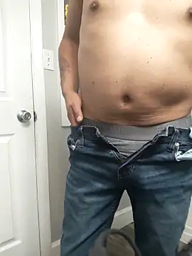 Snapshot of Boss199971 chatting on 11-18-25, 10:41 Boss199971 online show from 11-18-25, 10:41