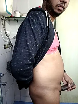 Snapshot of Mmm992170 chatting on 11-20-25, 04:34 Mmm992170 online show from 11-20-25, 04:34