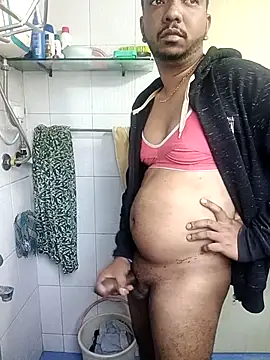 Snapshot of Mmm992170 chatting on 12-16-25, 06:18 Mmm992170 online show from 12-16-25, 06:18