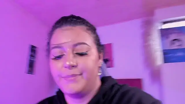 LorenaStevens online show from 02-03-26, 03:17