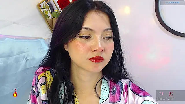 Snapshot of _Rouse_v chatting on 02-06-25, 04:25  Rouse v online show from 02-06-25, 04:25