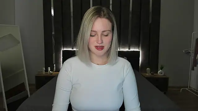  Sarah Soul  online show from 02-04-25, 07:07