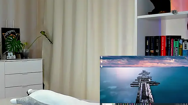 Snapshot of callmetori chatting on 12-30-24, 11:26 callmetori online show from 12-30-24, 11:26