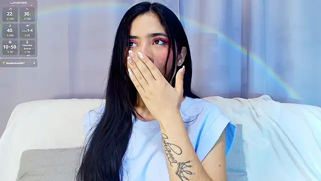 adara johnson   online show from 10-30-25, 11:44