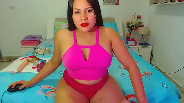 Snapshot of Kendralove31xxx chatting on 12-20-24, 05:04 Kendralove31xxx online show from 12-20-24, 05:04