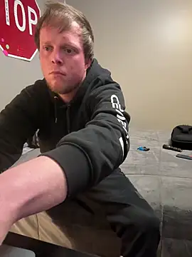 Snapshot of BigJohnson06 chatting on 04-03-26, 05:22 BigJohnson06 online show from 04-03-26, 05:22