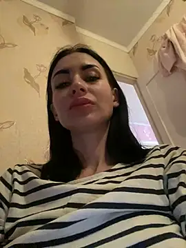 Starry Siren online show from 01-15-25, 05:05