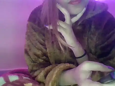 your Shanvi online show from 12-16-24, 03:54