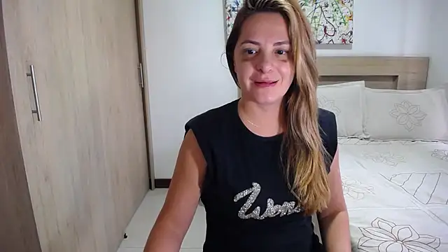 ParisW online show from 03-10-25, 09:29