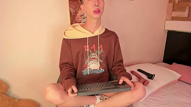 Snapshot of BrahmBelial_ chatting on 01-22-25, 04:44 BrahmBelial  online show from 01-22-25, 04:44