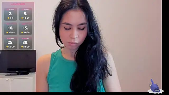 Mile Madeline online show from 12-17-24, 10:12