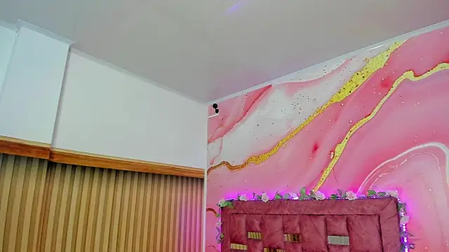 Daisy  rose online show from 12-17-25, 03:12